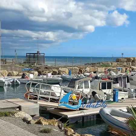 Casa Giulia, Il Mare Cristallino A 2 Passi! דירה